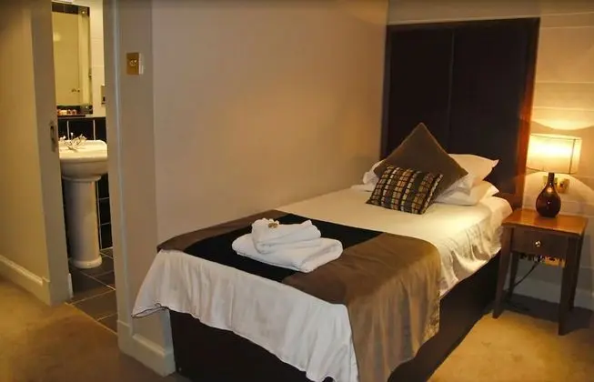 Tek Kişilik Oda, 1 Tek Kişilik Yatak