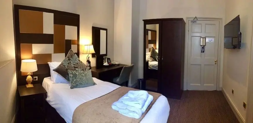 Tek Kişilik Oda, 1 Tek Kişilik Yatak