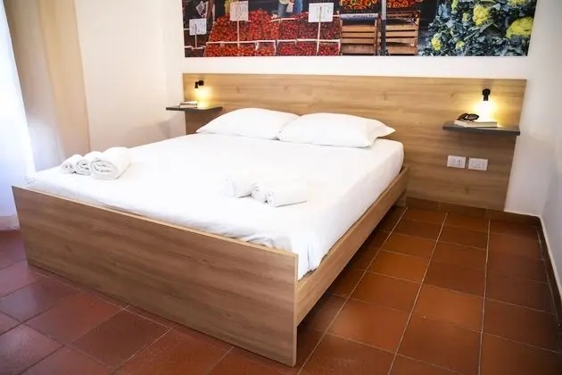 Basic Tek Büyük Yataklı Oda