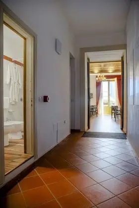 Basic Tek Büyük Yataklı Oda