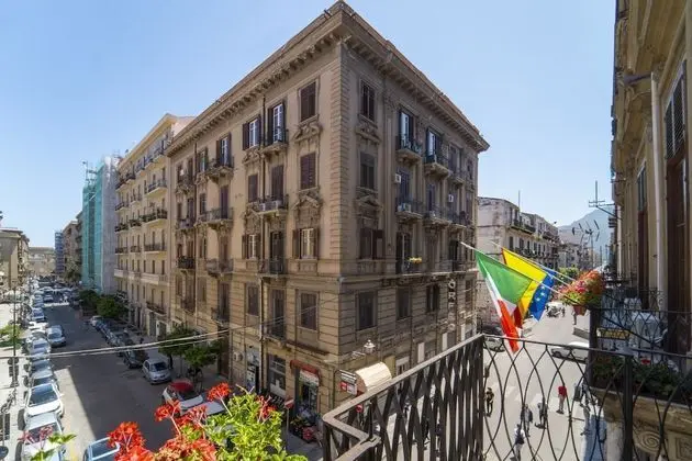 Deluxe Dört Kişilik Oda