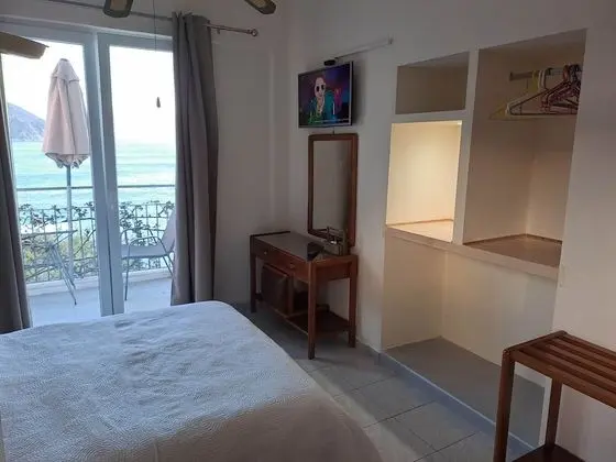 Basic Stüdyo, Deniz Manzaralı
