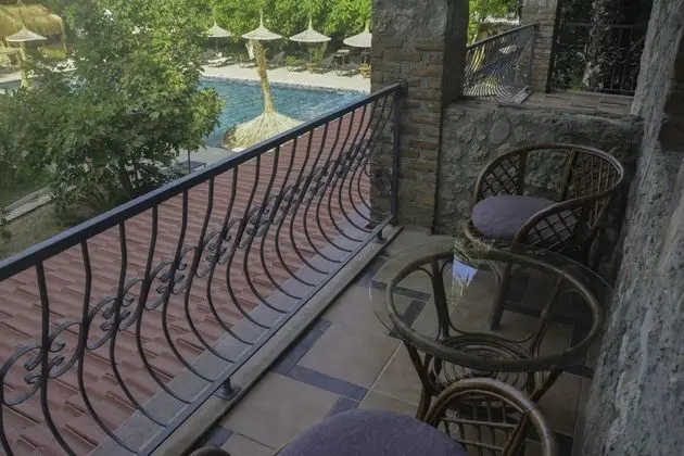 Standart Çift Kişilik Oda, Kara Manzaralı, 1. Kat