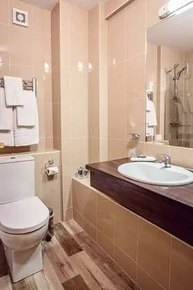Standard Üç Kişilik Oda