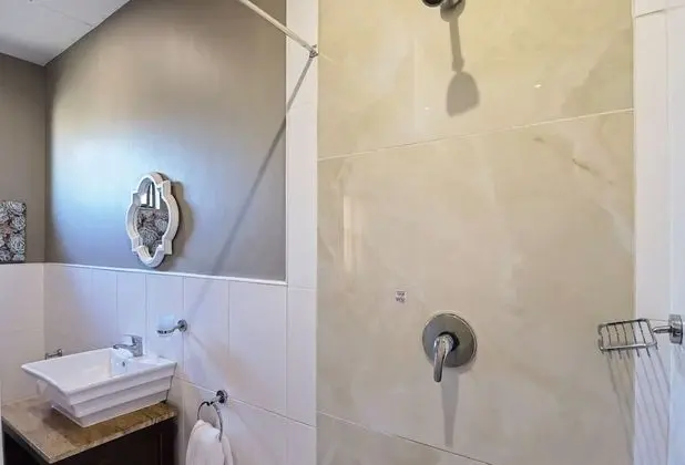 Apart Daire, 2 Yatak Odası, Sigara İçilmez, Deniz Manzaralı (5)