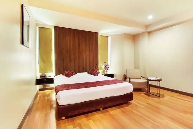 Premier Room