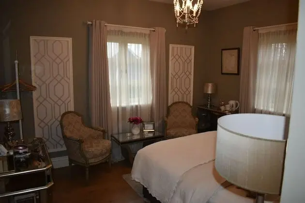 Tek Büyük Yataklı Oda, Özel Banyo (Room 2)