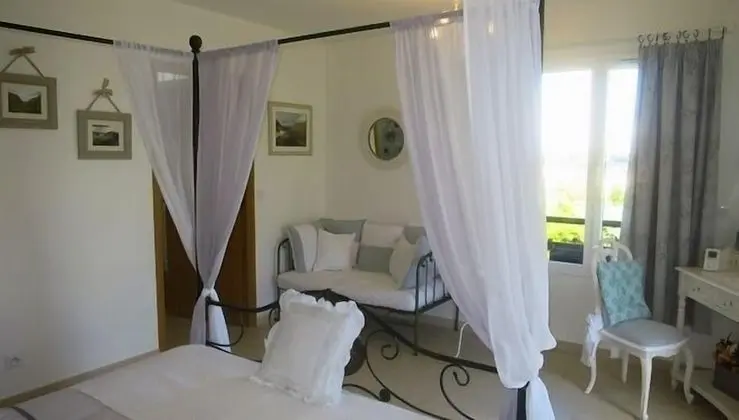 Deluxe Tek Büyük Yataklı Oda (Connemara)