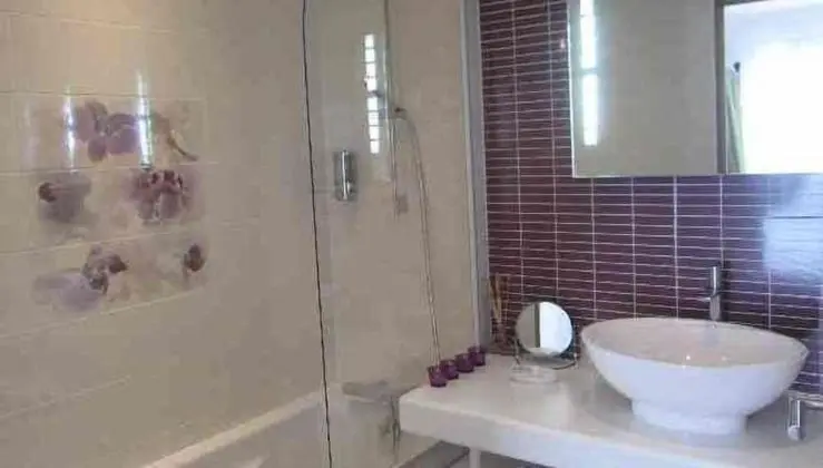 Deluxe Tek Büyük Yataklı Oda (Connemara)