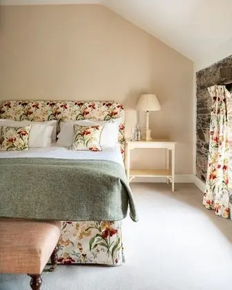 Superior Tek Büyük veya İki Ayrı Yataklı Oda