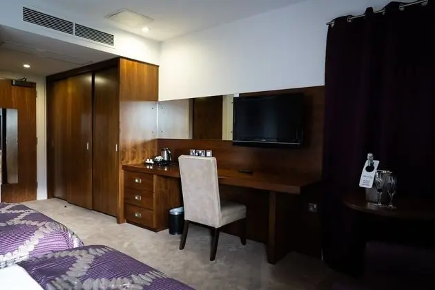 Tek Büyük Yataklı Oda (Accessible Room)
