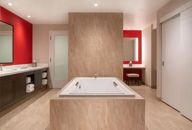 Resort Executive Suite King Non-Smoking
