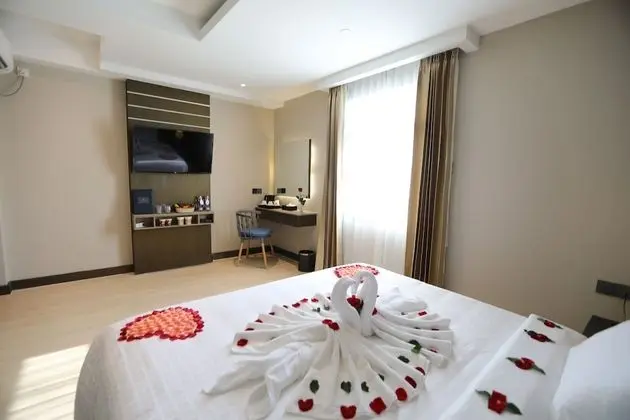 Deluxe Tek Büyük veya İki Ayrı Yataklı Oda, 1 Çift Kişilik veya 2 Tek Kişilik Yatak, Danışma