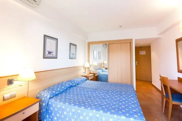Tek Büyük Yataklı Oda (2 adults + 1 child)