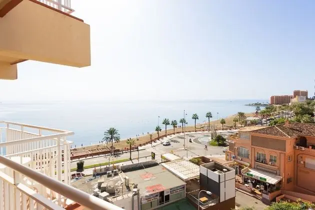Tek Büyük Yataklı Oda, Kısmi Deniz Manzaralı (2 adults)