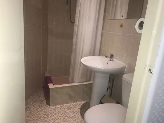 Standard Tek Büyük Yataklı Oda, Banyolu/Duşlu