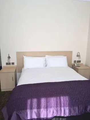 Tek Büyük Yataklı Oda (Room3)