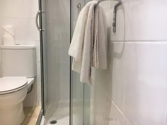 Tek Kişilik Oda (Room2)