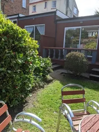 Comfort İki Ayrı Yataklı Oda, Banyolu/Duşlu (Garden wing with patio)