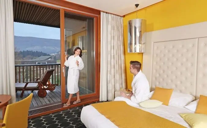 Süit, Balkon