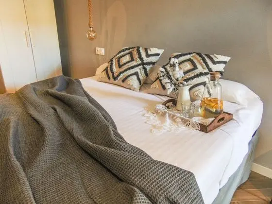 Tek Büyük veya İki Ayrı Yataklı Oda