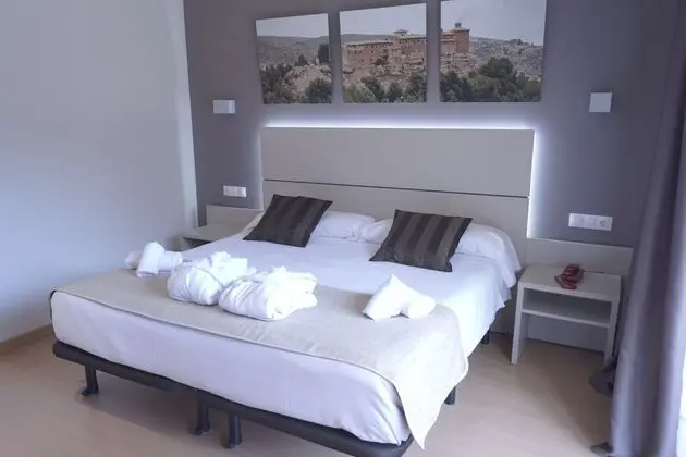 Standard Tek Büyük veya İki Ayrı Yataklı Oda