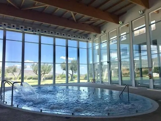 Basic Tek Büyük veya İki Ayrı Yataklı Oda, Zemin Kat