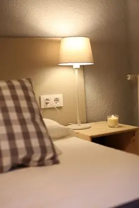 Tek Kişilik Oda, 1 Tek Kişilik Yatak