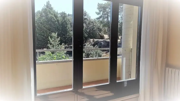 Tek Büyük veya İki Ayrı Yataklı Oda, Balkon