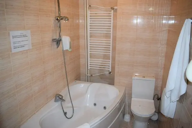 Tek Büyük Yataklı Oda