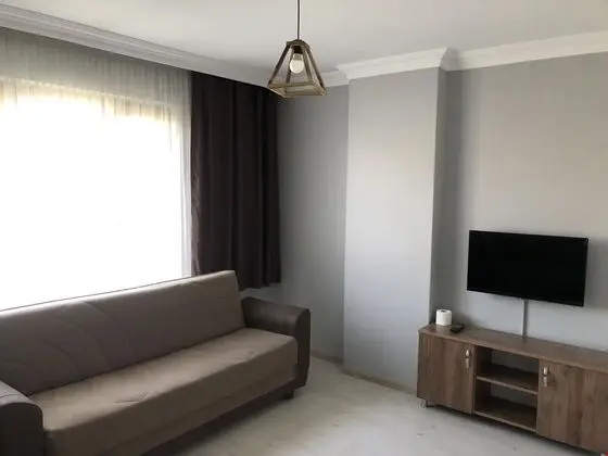 Bahçe Manzaralı 1+1 Daire