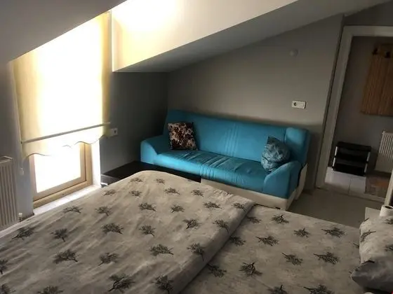 Çatı Katı Oda - Mutfaklı
