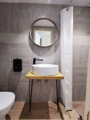 Single Bed in 4-Bed Ensuite Female Dormitory