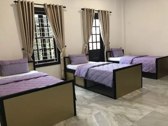Bed in 6-Beds Dormitory Room with Balcony (304)