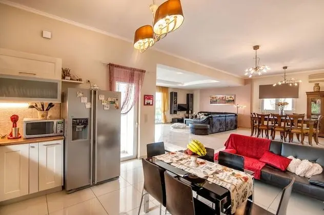Villa, 4 Yatak Odası, Deniz Manzaralı