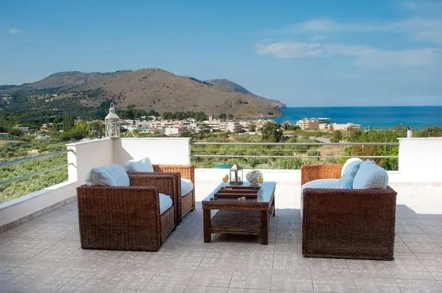 Villa, 4 Yatak Odası, Deniz Manzaralı