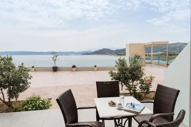 Apart Daire, Deniz Manzaralı
