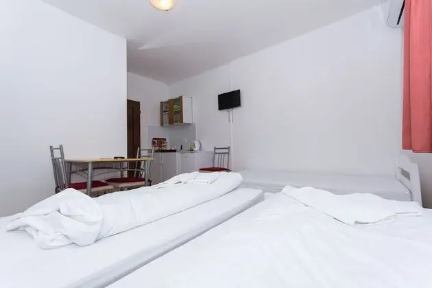 Basic Stüdyo, 3 Tek Kişilik Yatak