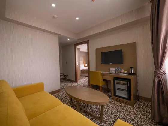 https://images.etstur.com/imgproxy/resize/2560x1440/files/images/hotelImages/etsrooms/519928/Balsoy_Mountain_Hotel_20251205170830_1.jpg