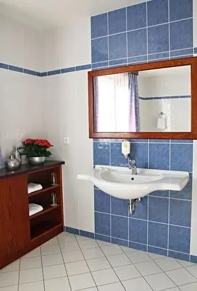 Standard Tek Büyük veya İki Ayrı Yataklı Oda