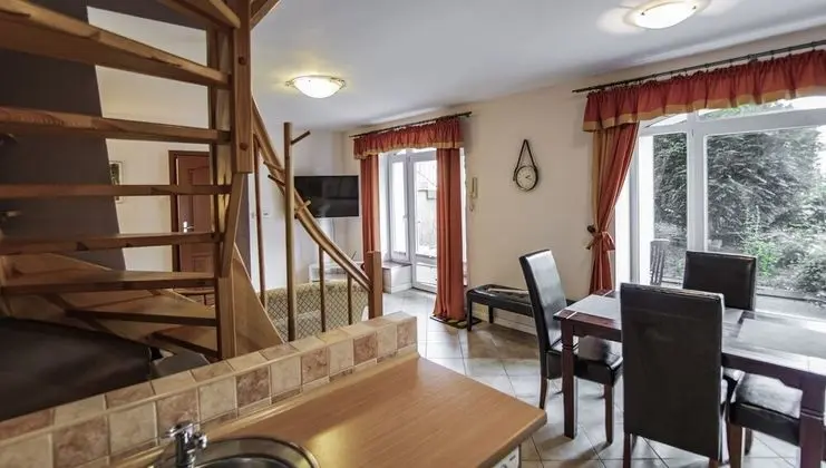 Traditional Apart Daire