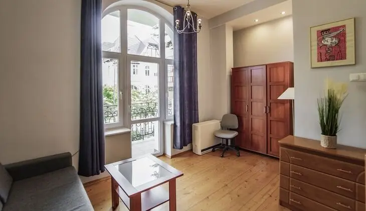 Traditional Apart Daire