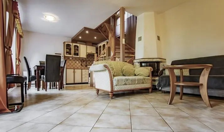 Traditional Apart Daire