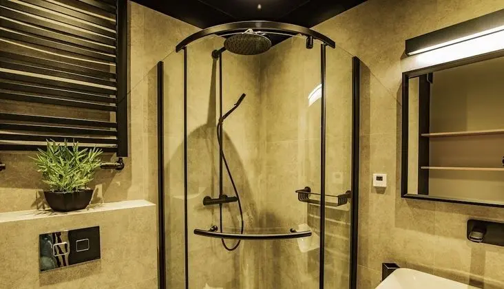 Deluxe Stüdyo Süit