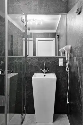Premium Tek Büyük Yataklı Oda