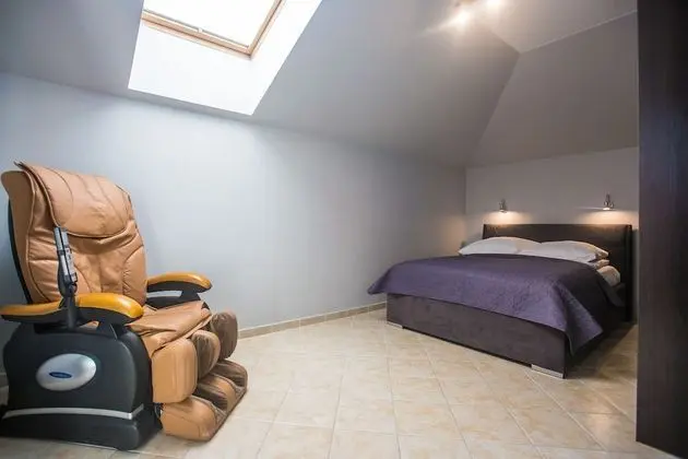 Premium Apartment, Multiple Beds, Partial Sea View