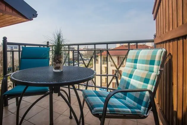 Premium Apartment, Multiple Beds, Partial Sea View