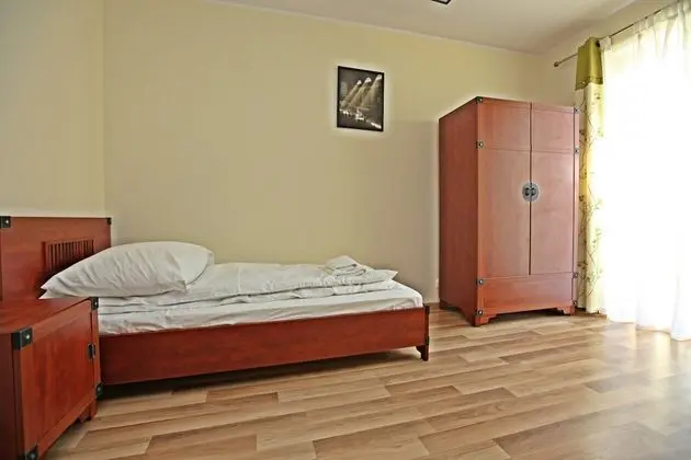 Economy Sıra Ev (Komandorska 3J)