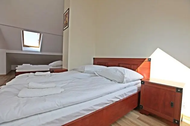 Economy Sıra Ev (Komandorska 3J)