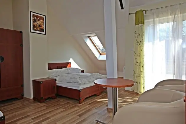 Economy Sıra Ev (Komandorska 3J)